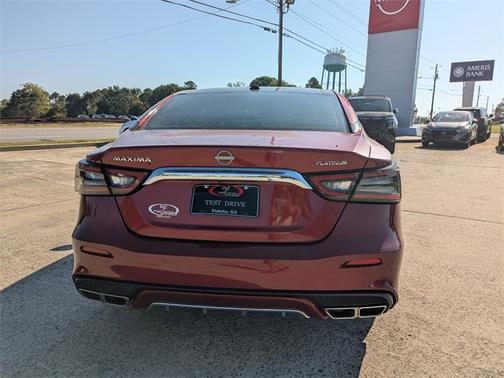 2023 Nissan Maxima Platinum