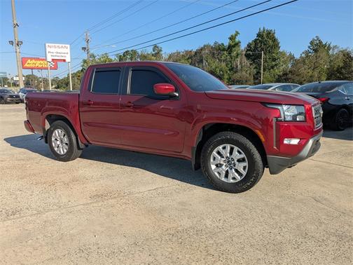 2024 Nissan Frontier SV