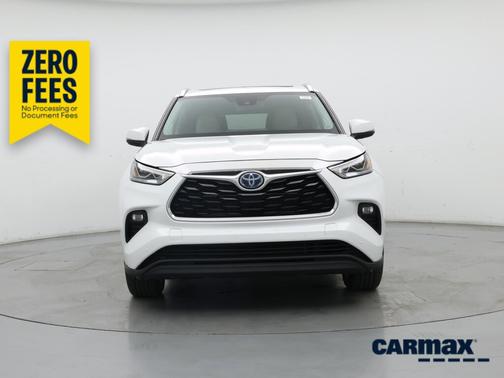 Pearl 2023 Toyota Highlander Hybrid Limited