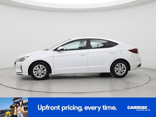 White 2020 Hyundai ELANTRA SE
