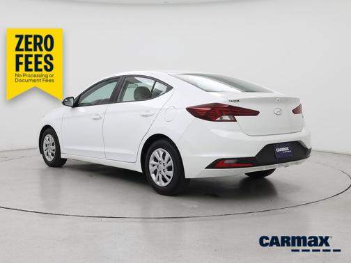 White 2020 Hyundai ELANTRA SE