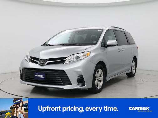 2020 Toyota Sienna LE