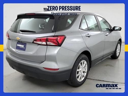 Gray 2023 Chevrolet Equinox LS
