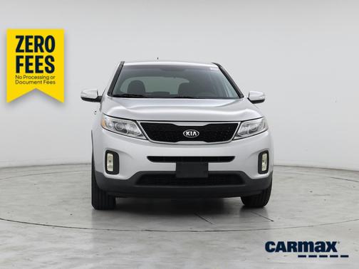 Gray 2015 Kia Sorento LX