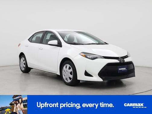 White 2018 Toyota Corolla LE