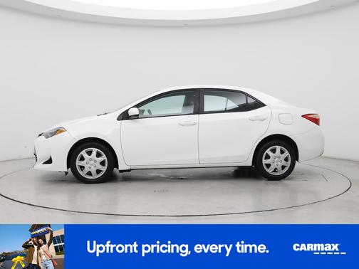 White 2018 Toyota Corolla LE