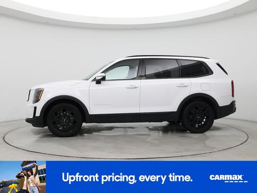 White 2022 Kia Telluride EX