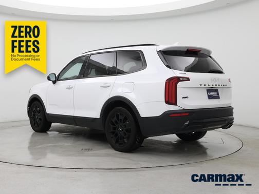 White 2022 Kia Telluride EX