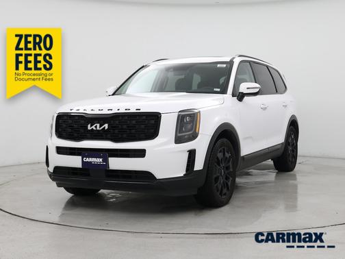 White 2022 Kia Telluride EX