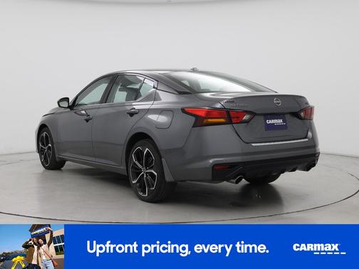 Gray 2023 Nissan Altima SR