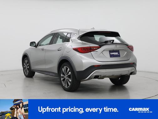 2018 INFINITI QX30 Luxury