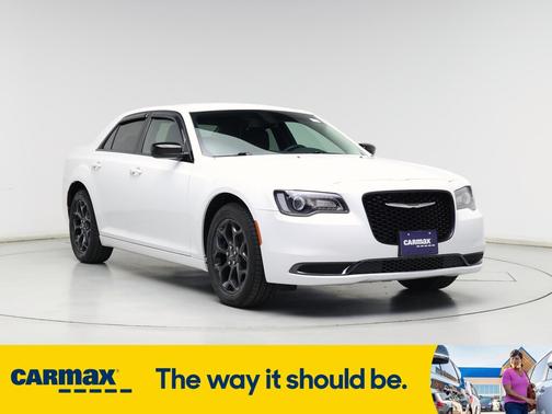 2019 Chrysler 300 Touring