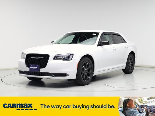 2019 Chrysler 300 Touring