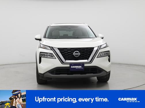 White 2022 Nissan Rogue SV