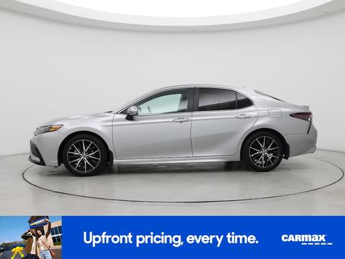 2023 Toyota Camry Hybrid SE