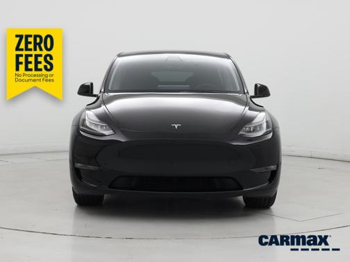 Black 2023 Tesla Model Y Long Range