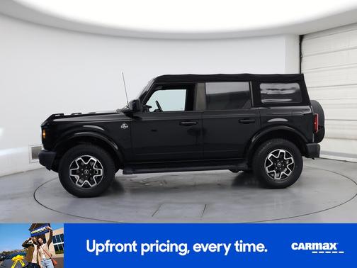 Black 2022 Ford Bronco Outer Banks