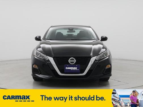 2022 Nissan Altima SV