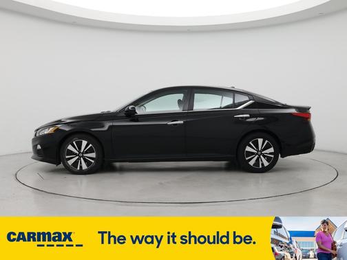 2022 Nissan Altima SV