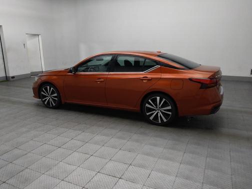 2021 Nissan Altima SR FWD