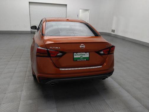 2021 Nissan Altima SR FWD