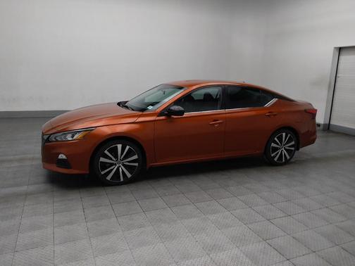 2021 Nissan Altima SR FWD