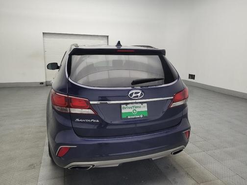 2017 Hyundai SANTA FE SE