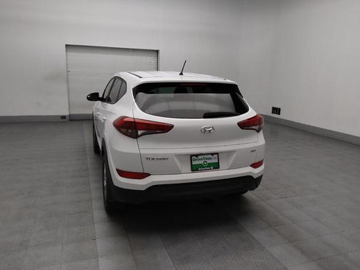 2018 Hyundai TUCSON SE