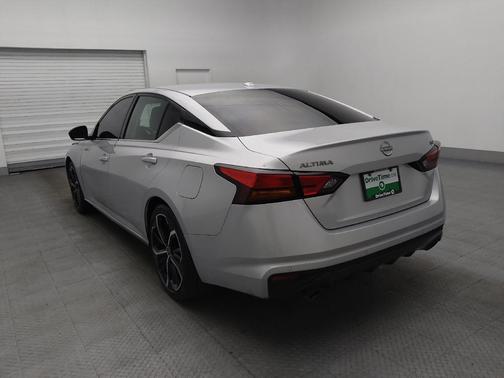2023 Nissan Altima SR FWD