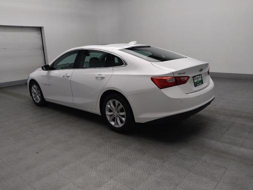 Summit White 2024 Chevrolet Malibu FWD 1LT