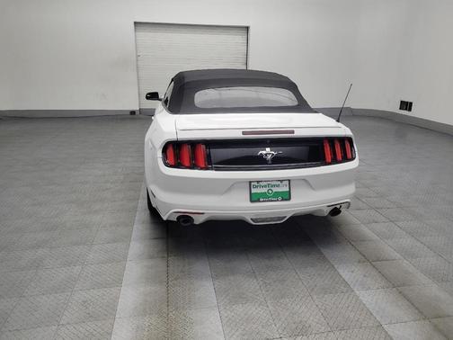 2016 Ford Mustang V6