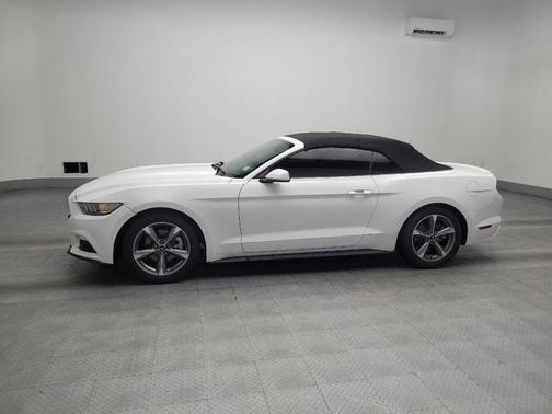 2016 Ford Mustang V6
