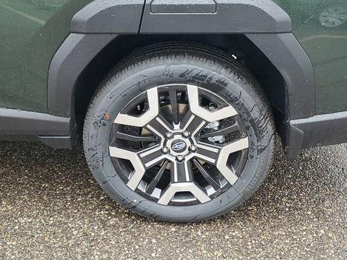 Deep Emerald Green 2026 Subaru Outback Touring XT