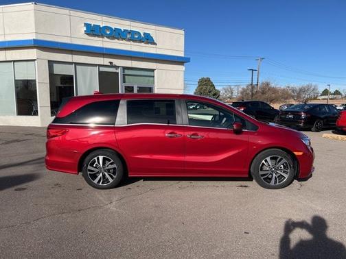 2023 Honda Odyssey 
