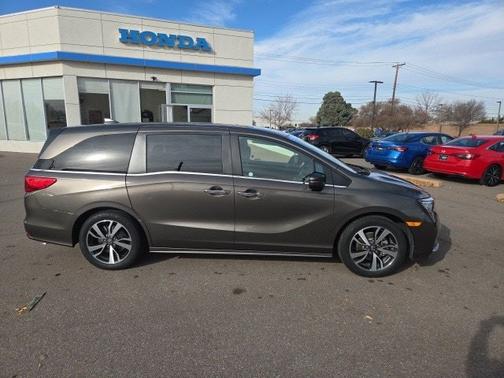 2021 Honda Odyssey 