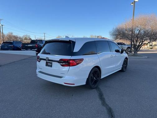 2023 Honda Odyssey 