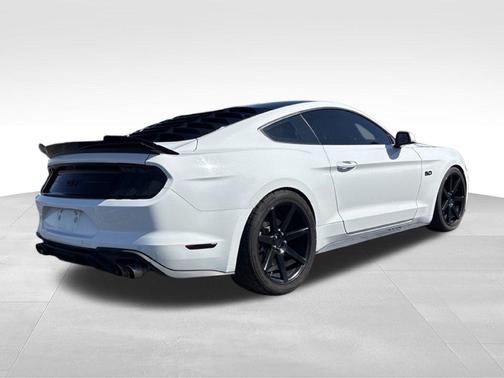 Oxford White 2018 Ford Mustang GT