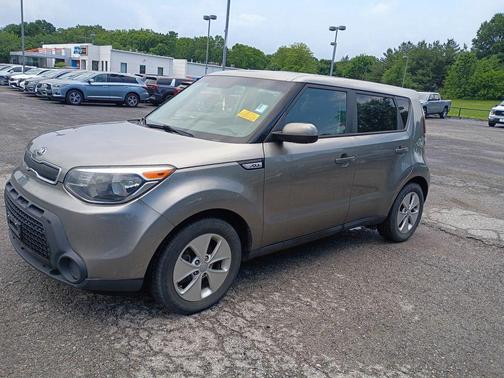 Titanium Gray 2016 Kia Soul Base