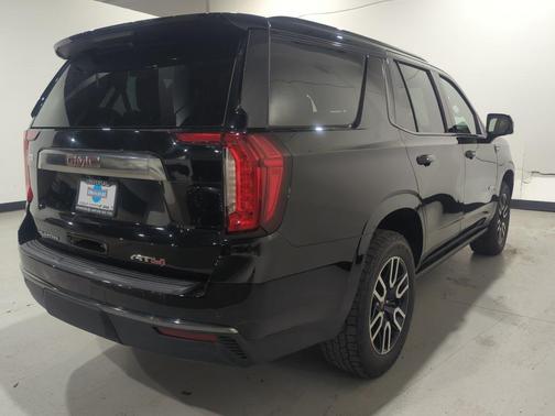 2021 GMC Yukon 4WD AT4