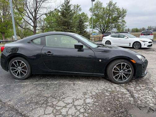 Raven 2019 Toyota 86 TRD SE