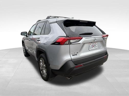 Silver Sky Metallic 2025 Toyota RAV4 XLE Premium