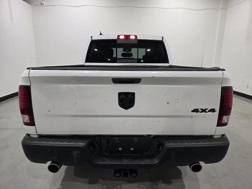 2019 RAM 1500 SLT