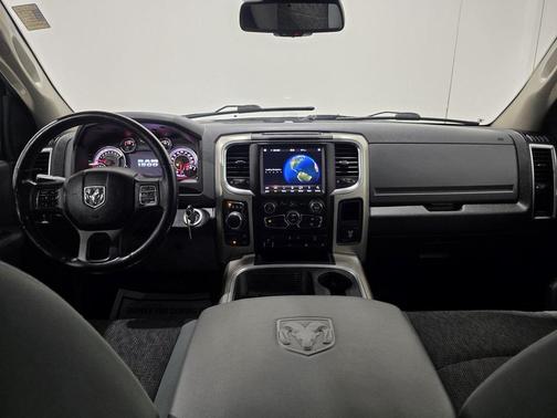2019 RAM 1500 SLT