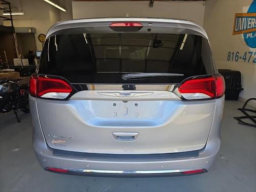 2018 Chrysler Pacifica Touring-L Plus
