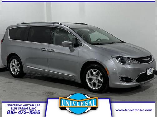 2018 Chrysler Pacifica Touring-L Plus