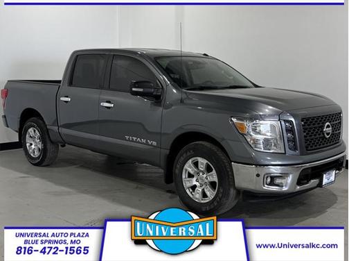 2019 Nissan Titan SV