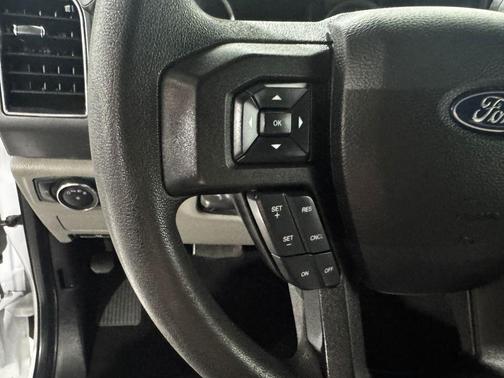 Oxford White 2019 Ford F-250 XLT