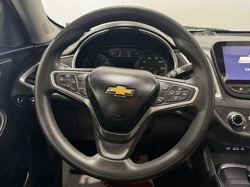 Mineral Gray Metallic 2022 Chevrolet Malibu FWD LT