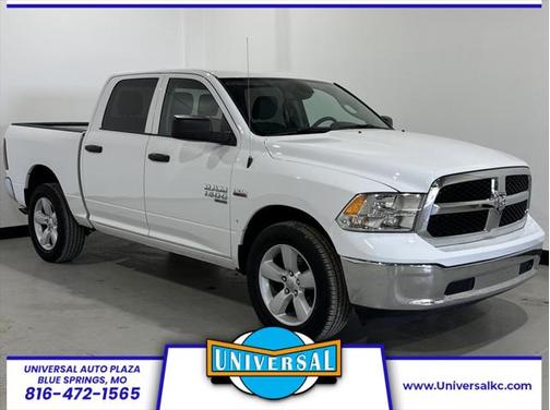 2022 RAM 1500 Classic SLT
