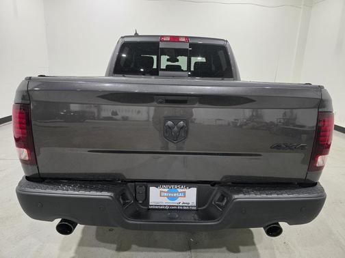2022 RAM 1500 Classic SLT